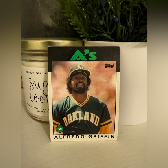 Topps Other - Topps Orange Alfredo Griffin Baseball Card